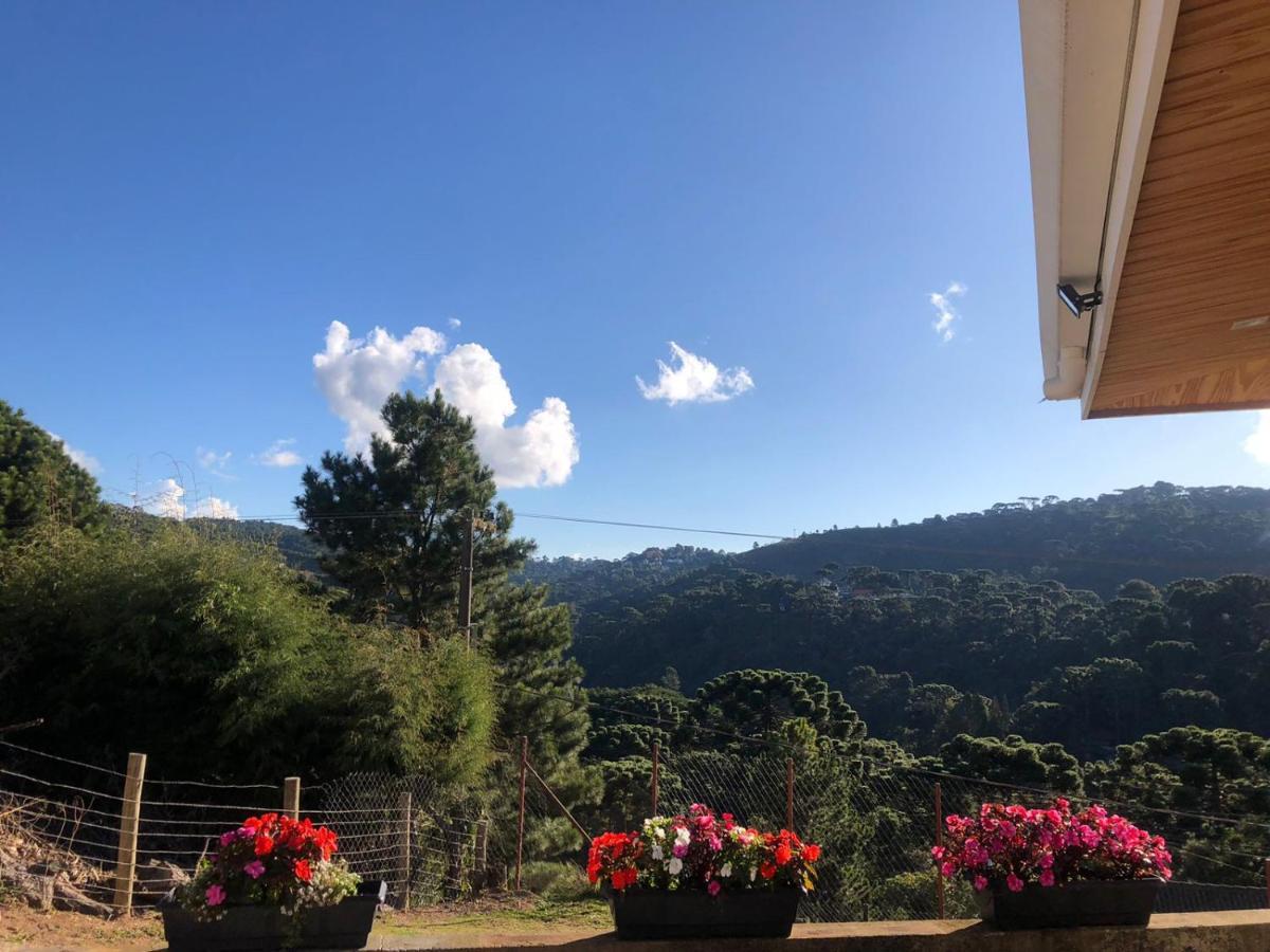 Ferienwohnung Casa Aconchegante Na Montanha Campos do Jordão Exterior foto