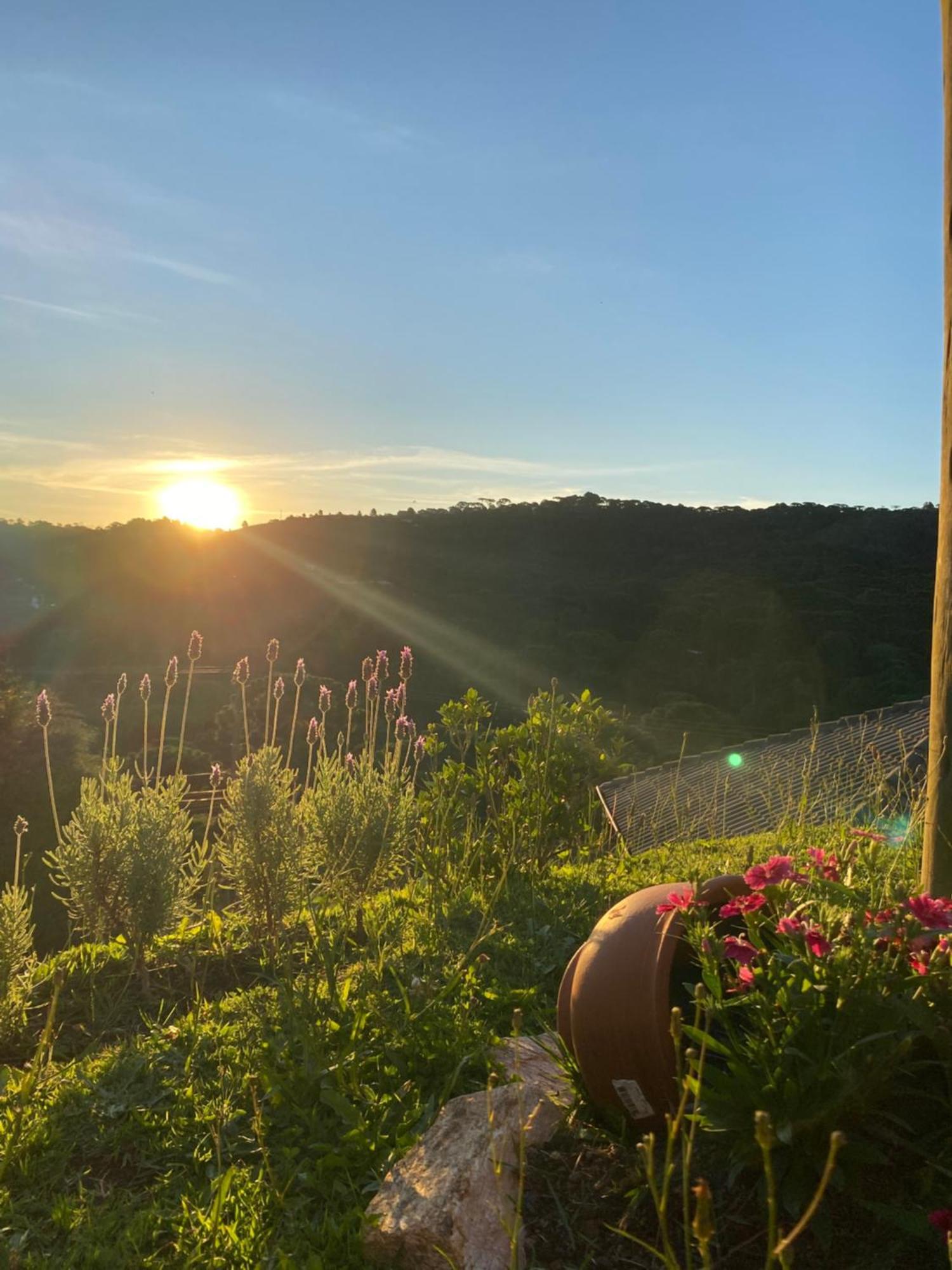 Ferienwohnung Casa Aconchegante Na Montanha Campos do Jordão Exterior foto